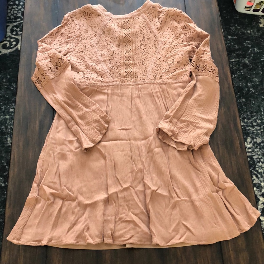 Lace dress